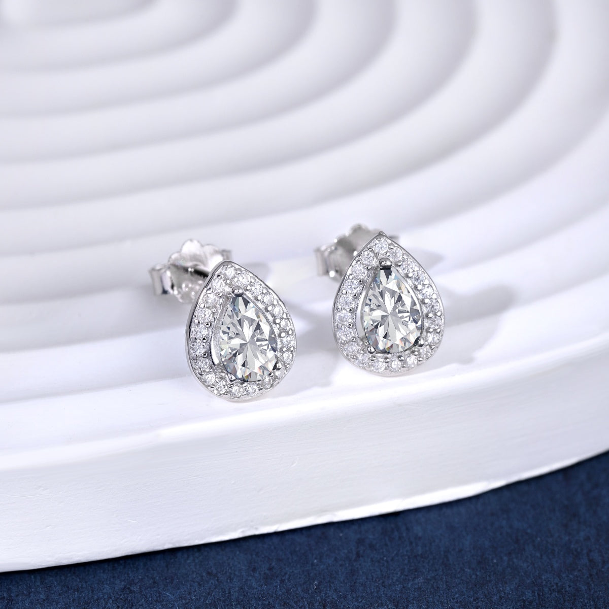[AuraEcho]Luxurious Water Drop Shape Earrings