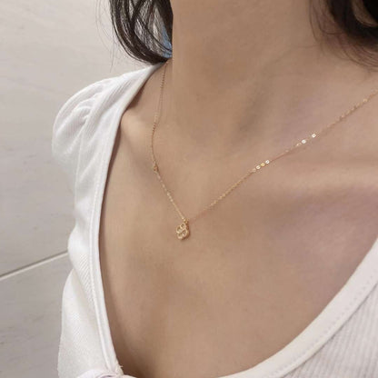 [AuraEcho]Delicate Flower Shape Necklace