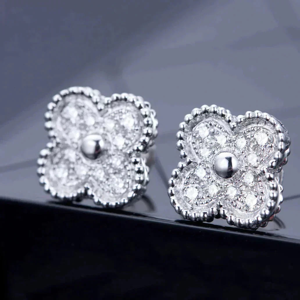 [AuraEcho]CLOVER 1 MOTIFS DIAMOND STUD EARRINGS SILVER