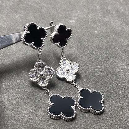 [AuraEcho]CLOVER 3 MOTIF DIAMOND ONYX SILVER EARRINGS
