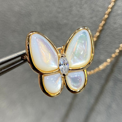 [AuraEcho]BUTTERFLY MOP DIAMOND NECKLACE