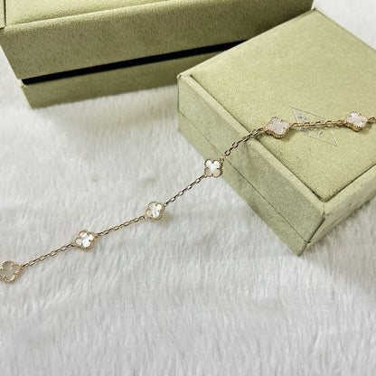 [AuraEcho]CLOVER 6 MOTIF WHITE MOP BRACELET