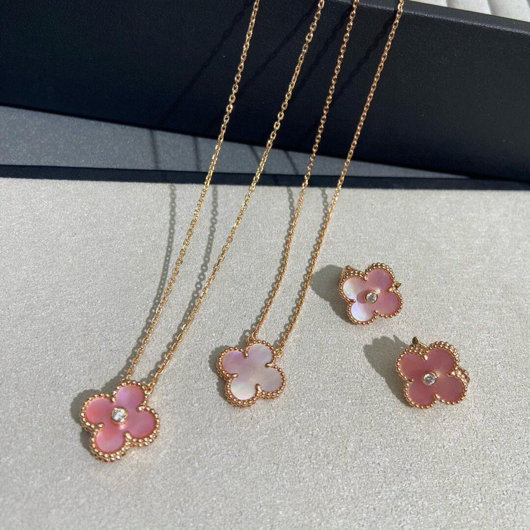 [AuraEcho]CLOVER 15MM DIAMOND PINK MOP NECKLACE